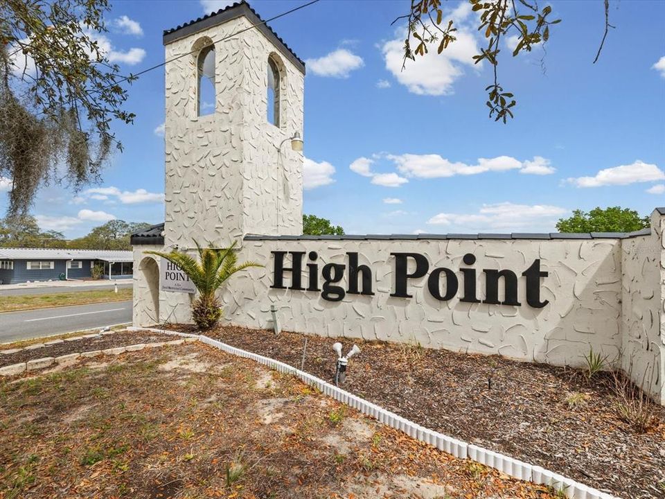 For Sale: $155,000 (2 beds, 1 baths, 1100 Square Feet)