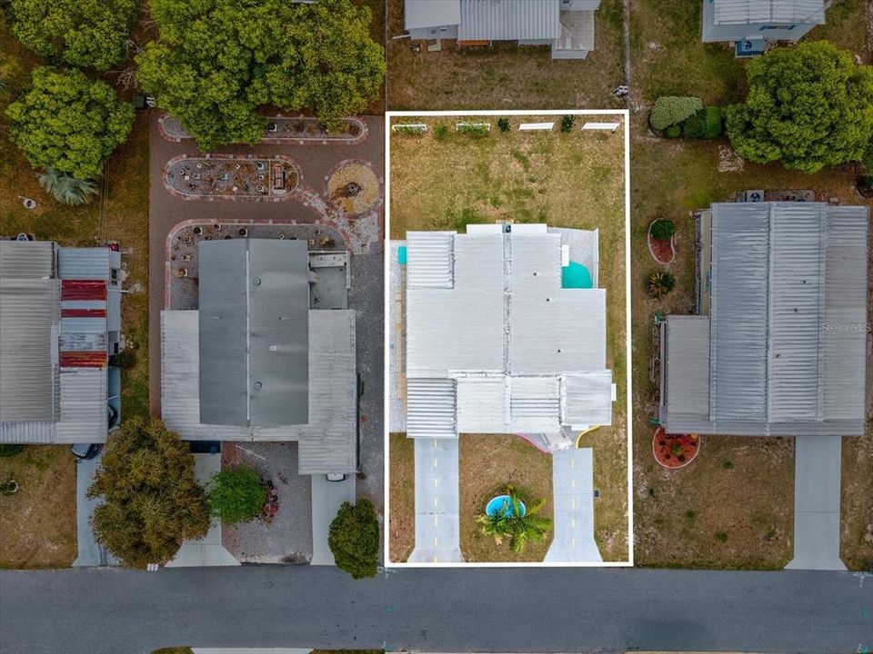 For Sale: $155,000 (2 beds, 1 baths, 1100 Square Feet)
