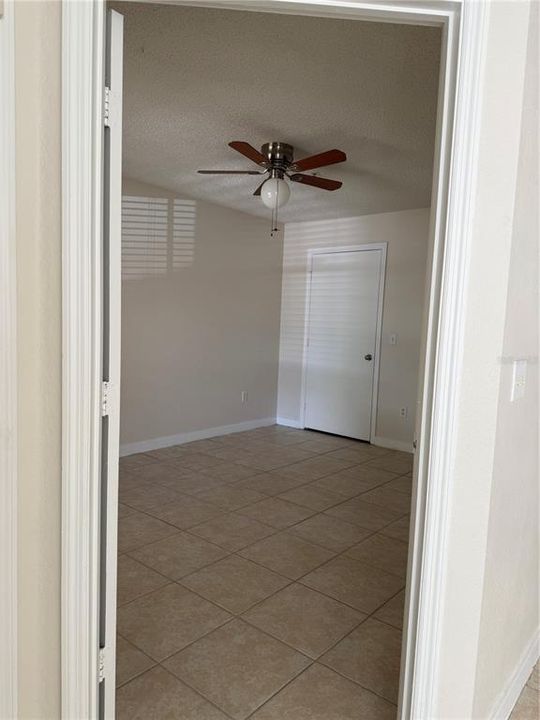 For Sale: $215,000 (2 beds, 2 baths, 1026 Square Feet)