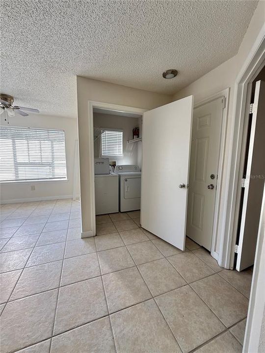 For Sale: $215,000 (2 beds, 2 baths, 1026 Square Feet)