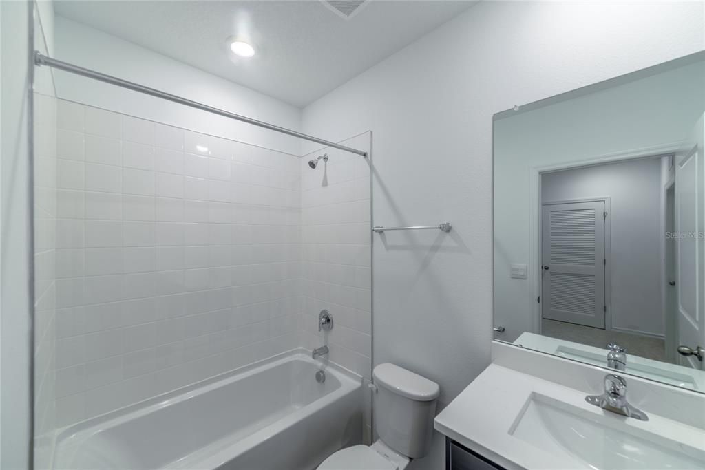 В аренду: $2,100 (3 спален, 2 ванн, 1463 Квадратных фут)