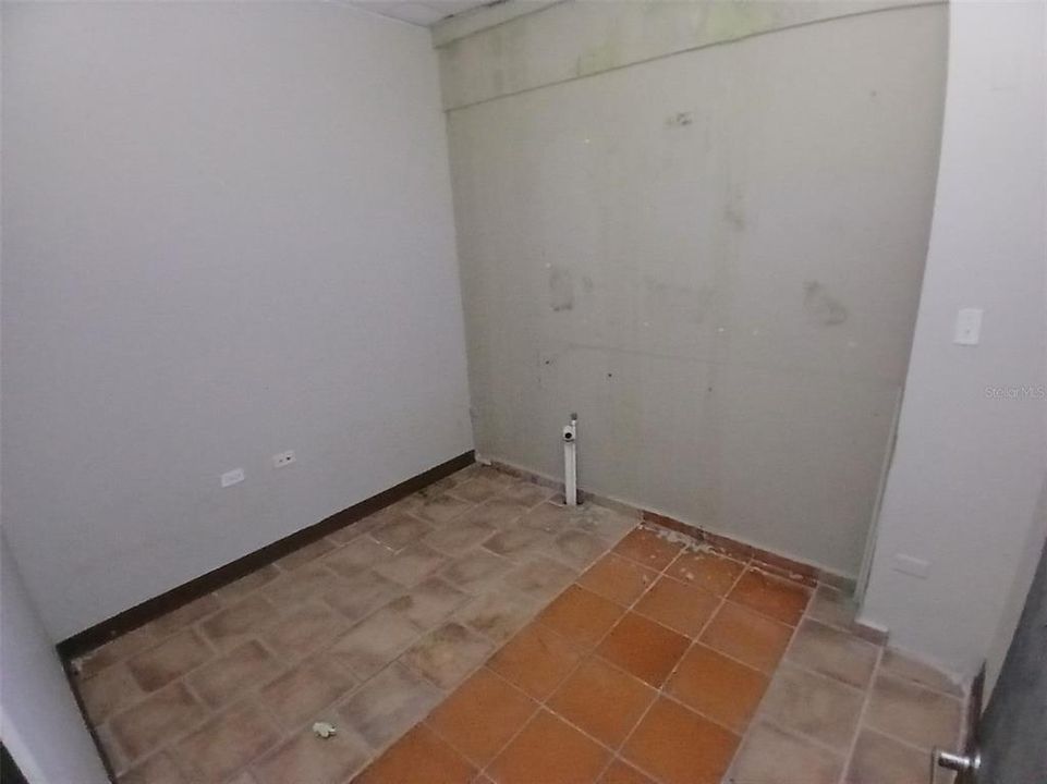 For Sale: $3,200,000 (0 beds, 0 baths, 10656 Square Feet)