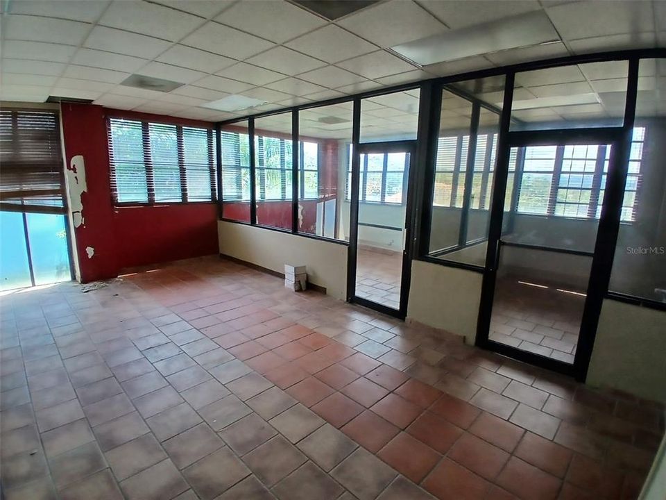 For Sale: $3,200,000 (0 beds, 0 baths, 10656 Square Feet)