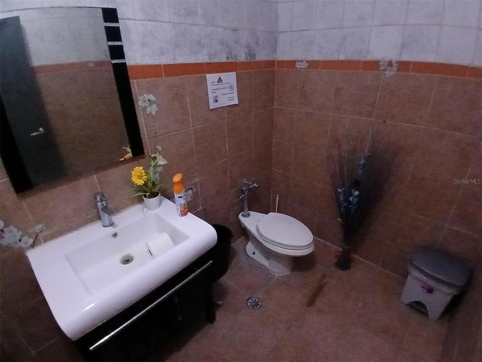 For Sale: $3,200,000 (0 beds, 0 baths, 10656 Square Feet)