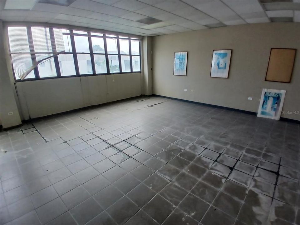 For Sale: $3,200,000 (0 beds, 0 baths, 10656 Square Feet)