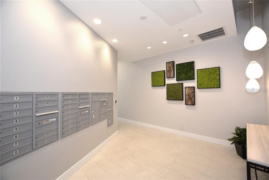 На продажу: $579,000 (1 спален, 1 ванн, 736 Квадратных фут)