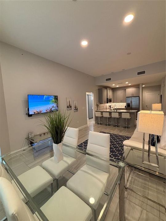 На продажу: $579,000 (1 спален, 1 ванн, 736 Квадратных фут)