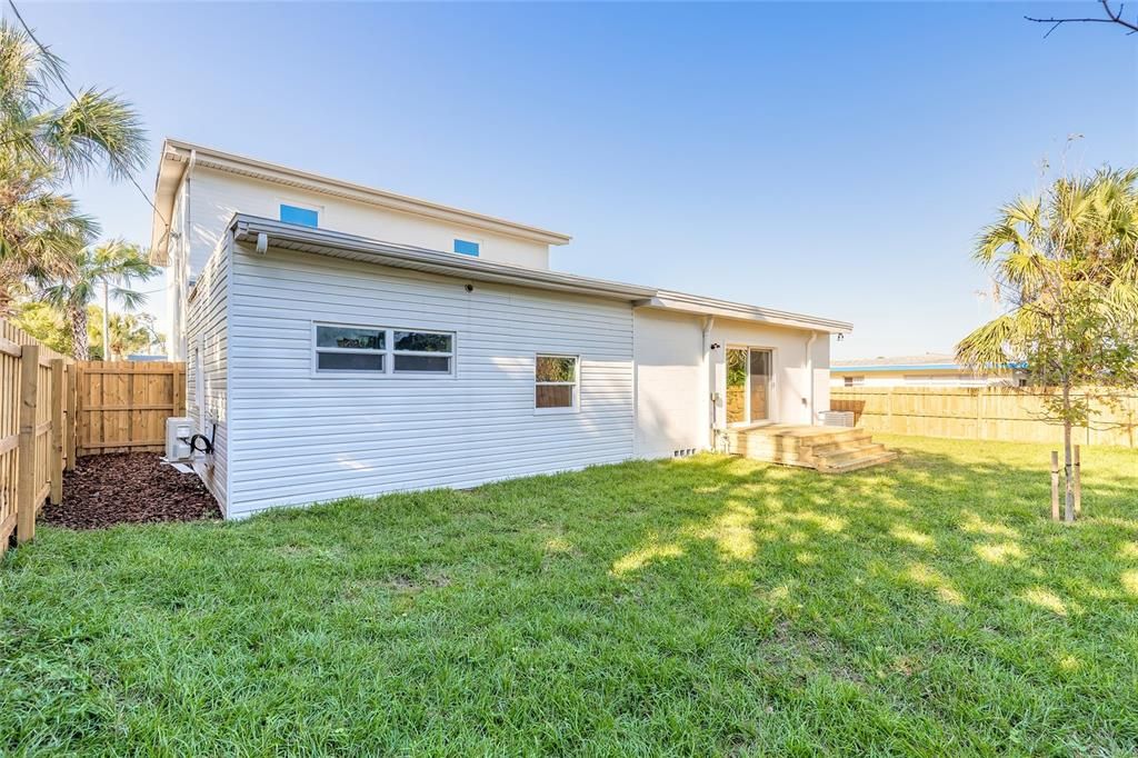 En Venta: $659,000 (4 camas, 3 baños, 2468 Pies cuadrados)