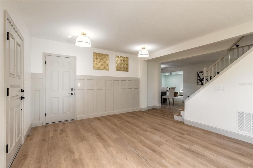 En Venta: $659,000 (4 camas, 3 baños, 2468 Pies cuadrados)