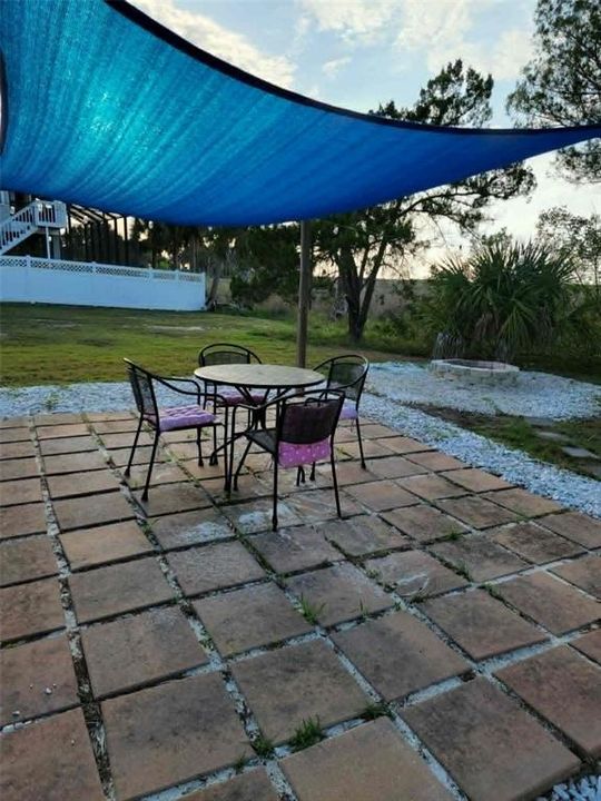 For Rent: $2,700 (3 beds, 2 baths, 1199 Square Feet)