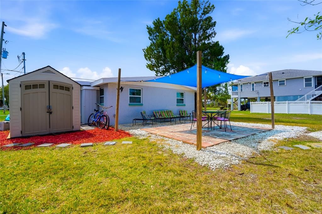 For Rent: $2,700 (3 beds, 2 baths, 1199 Square Feet)