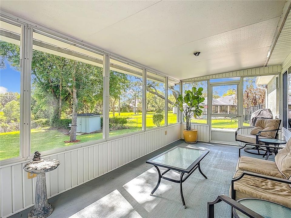 En Venta: $439,900 (3 camas, 2 baños, 2145 Pies cuadrados)