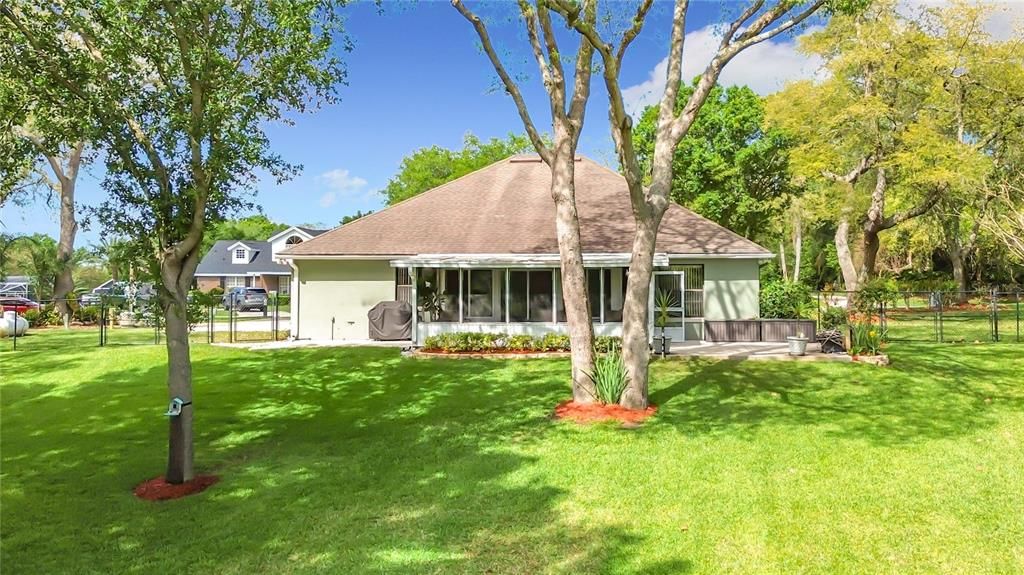 En Venta: $439,900 (3 camas, 2 baños, 2145 Pies cuadrados)