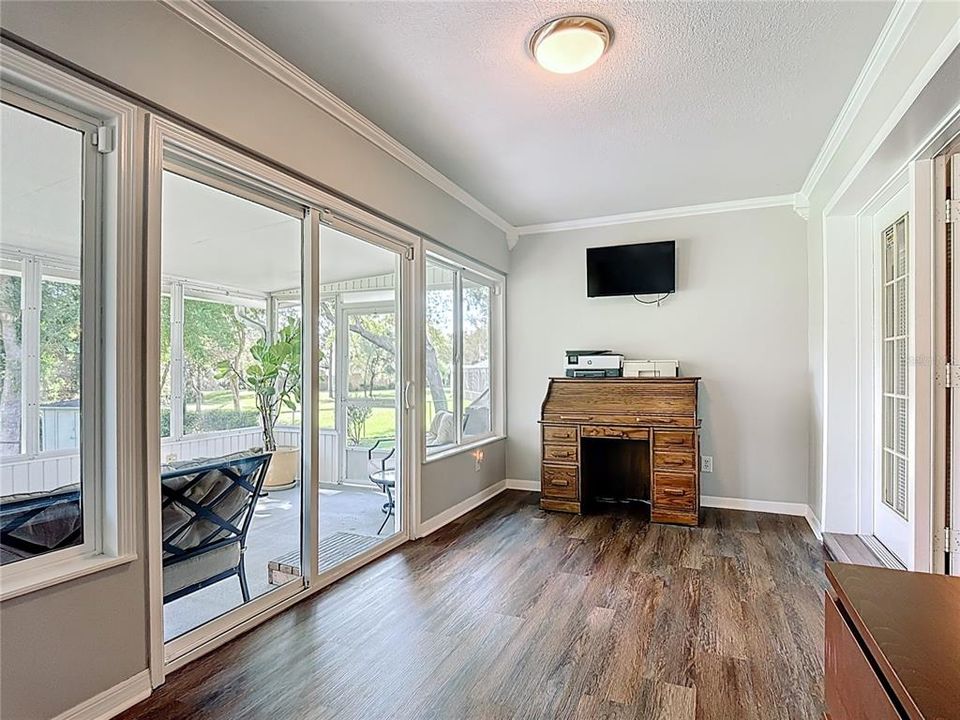 En Venta: $439,900 (3 camas, 2 baños, 2145 Pies cuadrados)