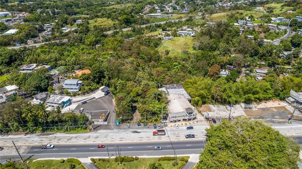 待售: $815,000 (4.01 acres)