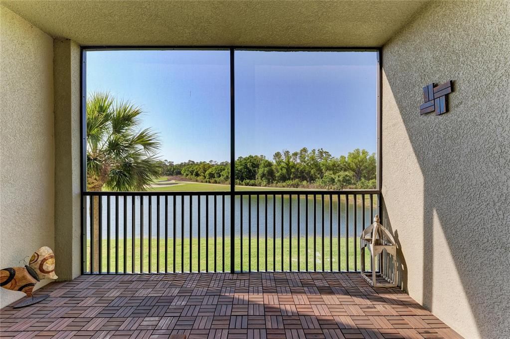 For Sale: $279,000 (2 beds, 2 baths, 1121 Square Feet)