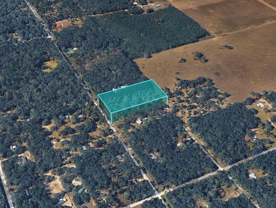 На продажу: $99,000 (4.83 acres)