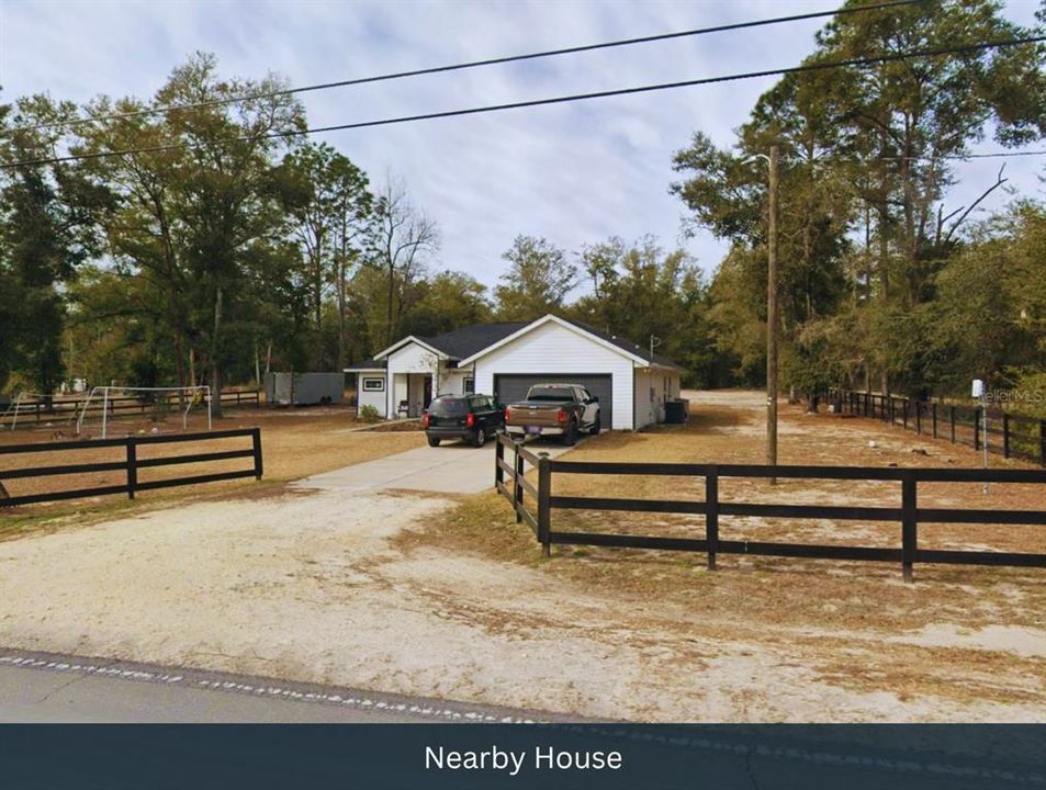 На продажу: $99,000 (4.83 acres)