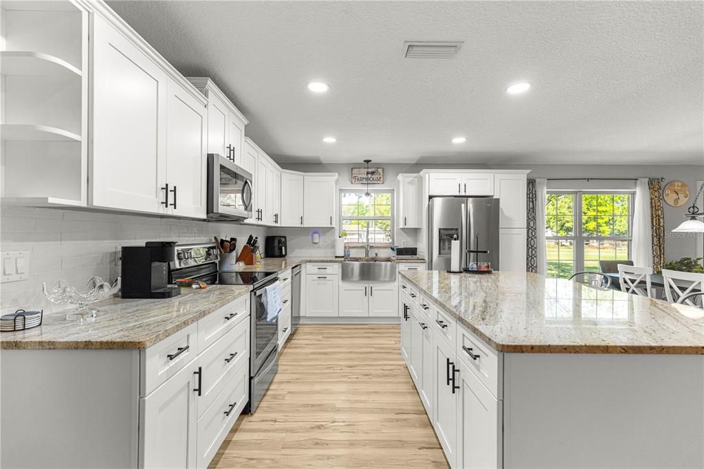 For Sale: $575,000 (3 beds, 2 baths, 2008 Square Feet)