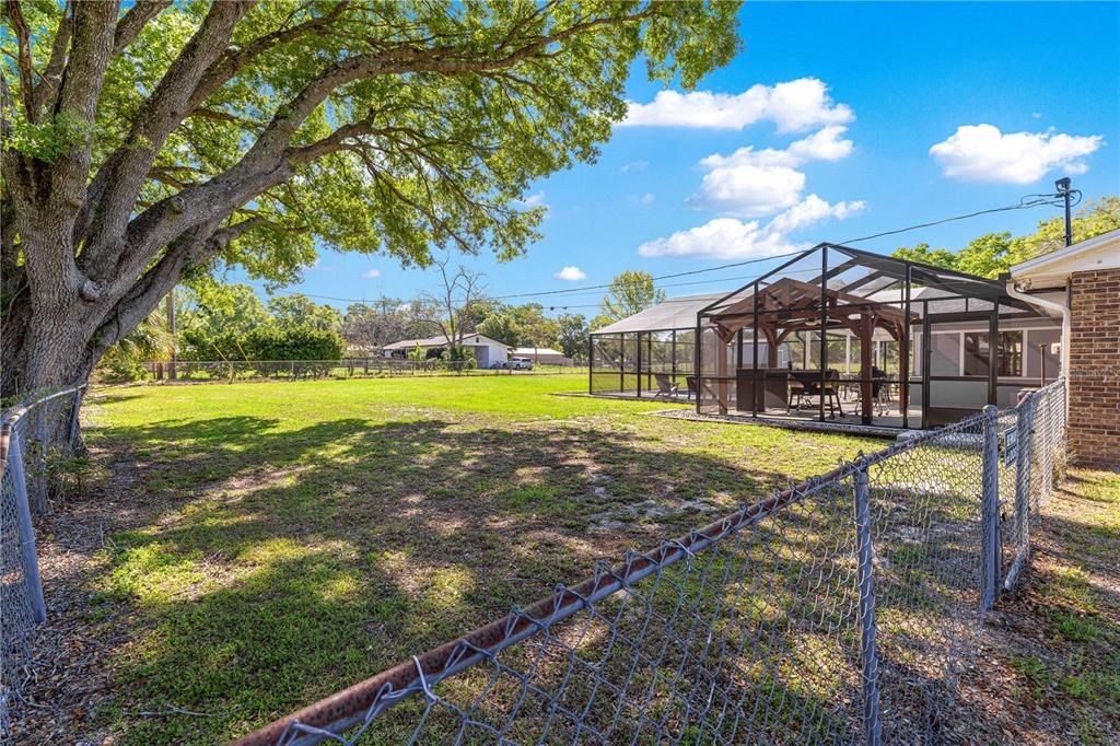 For Sale: $575,000 (3 beds, 2 baths, 2008 Square Feet)