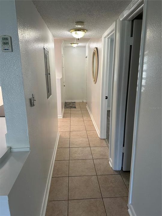 Active With Contract: $169,000 (2 beds, 2 baths, 960 Square Feet)