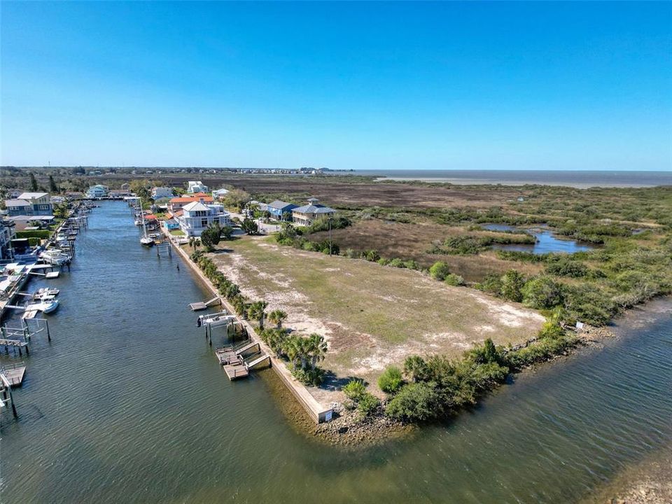 На продажу: $49,000 (0.34 acres)