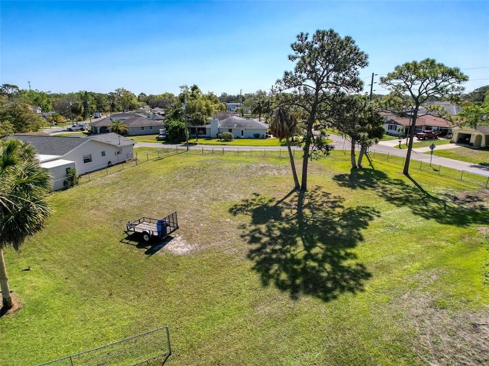 На продажу: $49,000 (0.34 acres)