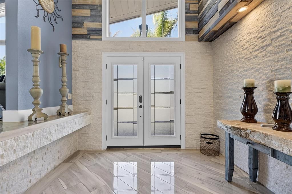 En Venta: $1,300,000 (3 camas, 3 baños, 2818 Pies cuadrados)