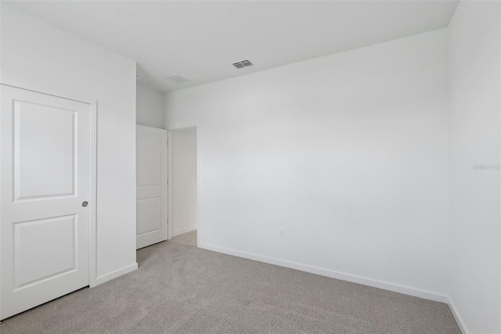 Active With Contract: $386,990 (4 beds, 3 baths, 2193 Square Feet)