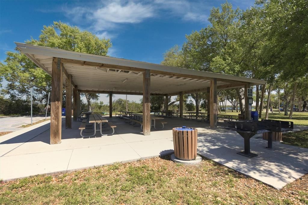 На продажу: $49,000 (0.36 acres)