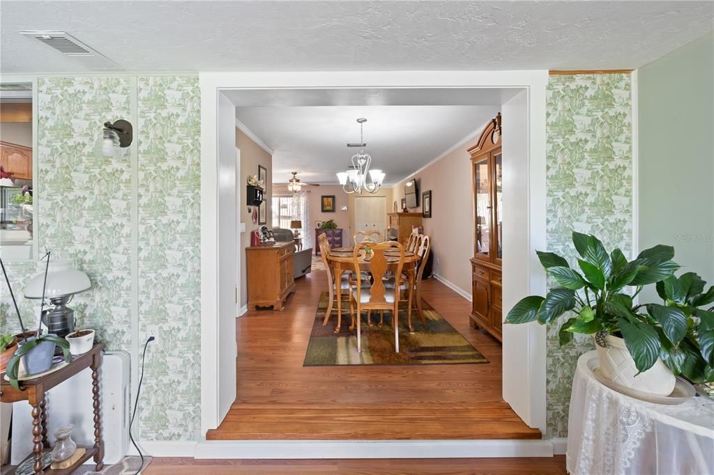 На продажу: $345,000 (3 спален, 2 ванн, 1791 Квадратных фут)
