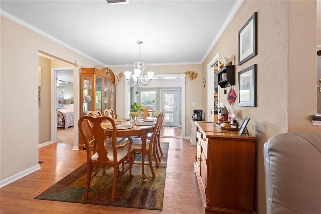На продажу: $345,000 (3 спален, 2 ванн, 1791 Квадратных фут)