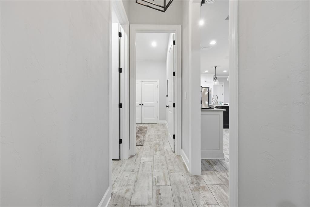 En Venta: $1,250,000 (5 camas, 4 baños, 3038 Pies cuadrados)