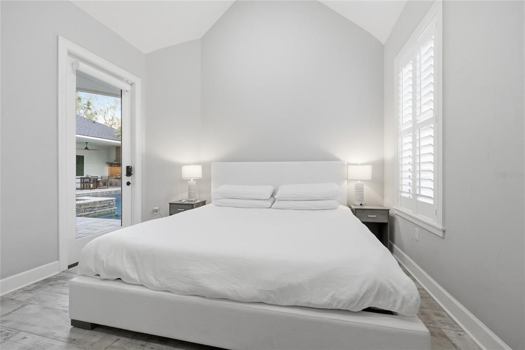 En Venta: $1,250,000 (5 camas, 4 baños, 3038 Pies cuadrados)