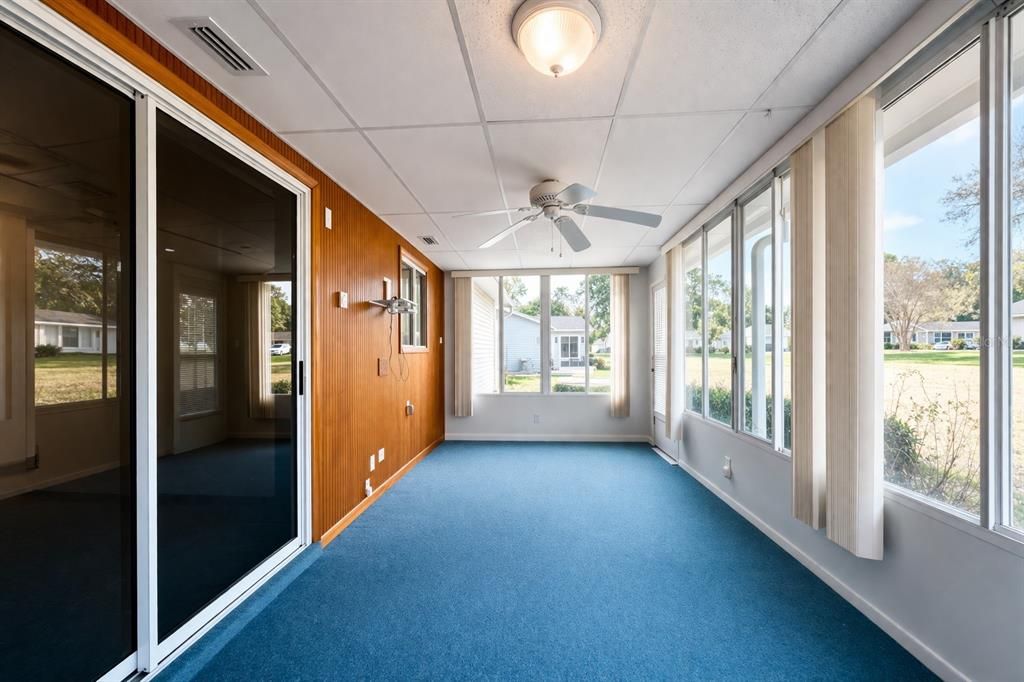 На продажу: $139,000 (2 спален, 2 ванн, 1292 Квадратных фут)