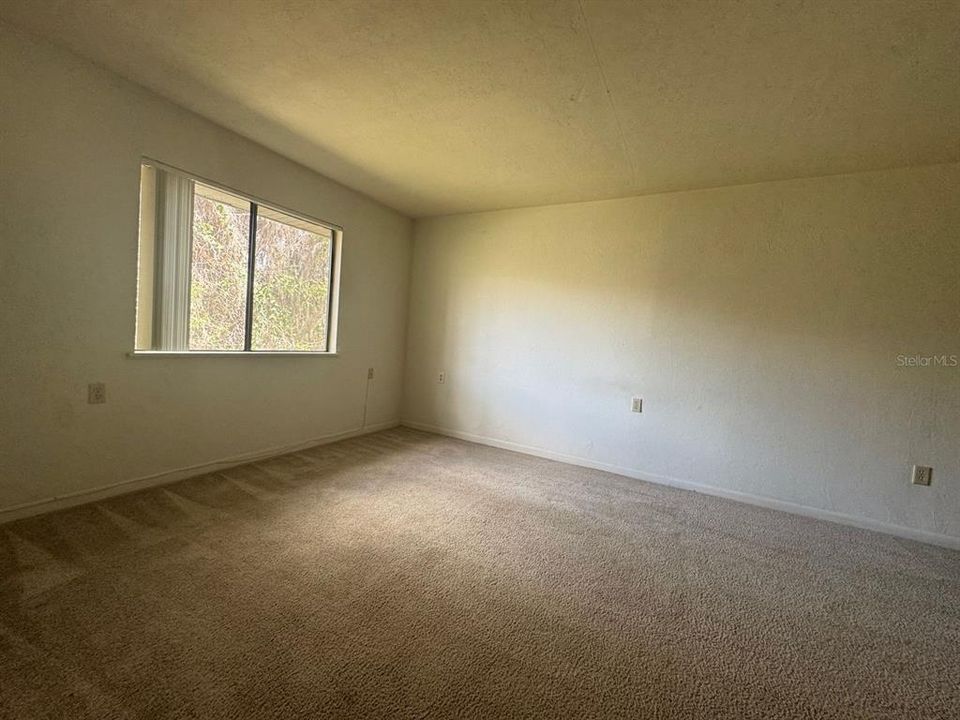 出租: $1,375 (2 贝兹, 2 浴室, 874 平方英尺)