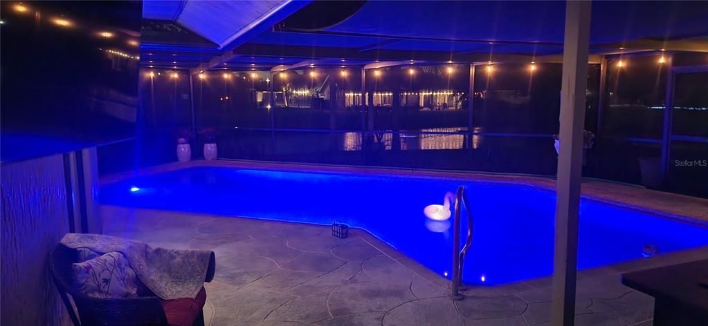 Activo con contrato: $649,999 (4 camas, 2 baños, 2147 Pies cuadrados)