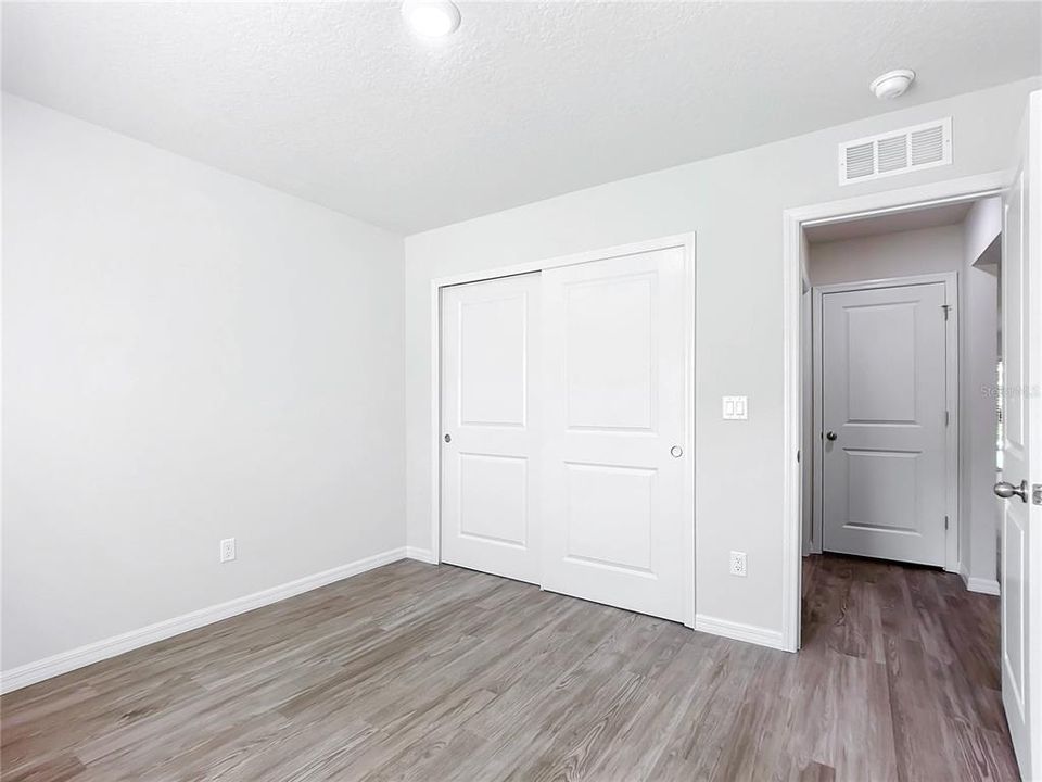 En Venta: $489,900 (4 camas, 0 baños, 1954 Pies cuadrados)