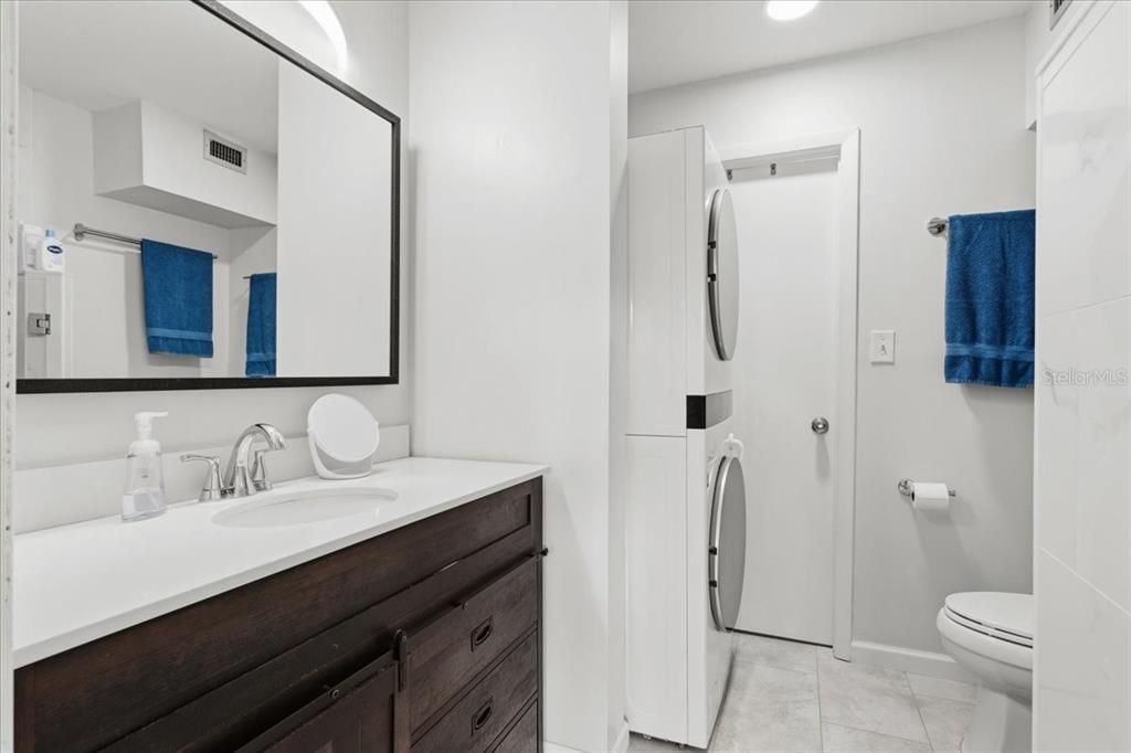 En Venta: $159,900 (2 camas, 1 baños, 938 Pies cuadrados)