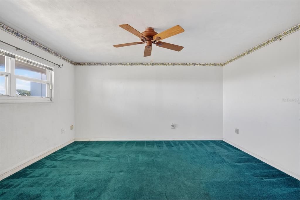 На продажу: $380,000 (2 спален, 2 ванн, 1745 Квадратных фут)