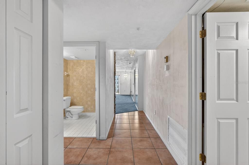 На продажу: $380,000 (2 спален, 2 ванн, 1745 Квадратных фут)