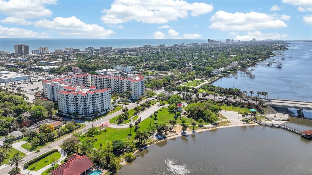 На продажу: $380,000 (2 спален, 2 ванн, 1745 Квадратных фут)