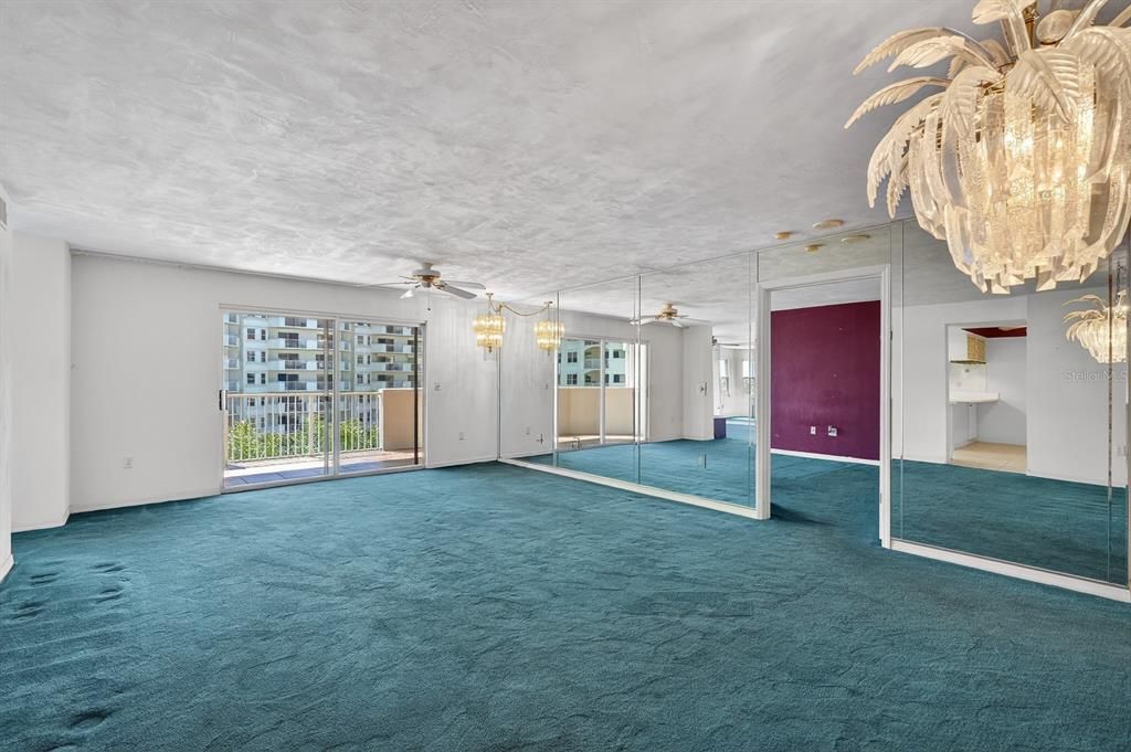 На продажу: $380,000 (2 спален, 2 ванн, 1745 Квадратных фут)