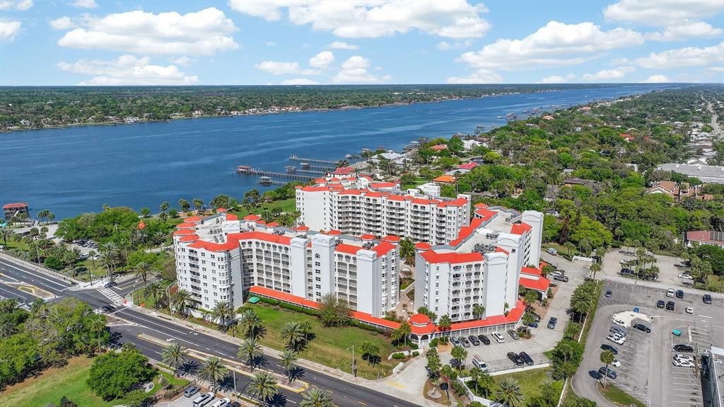 На продажу: $380,000 (2 спален, 2 ванн, 1745 Квадратных фут)