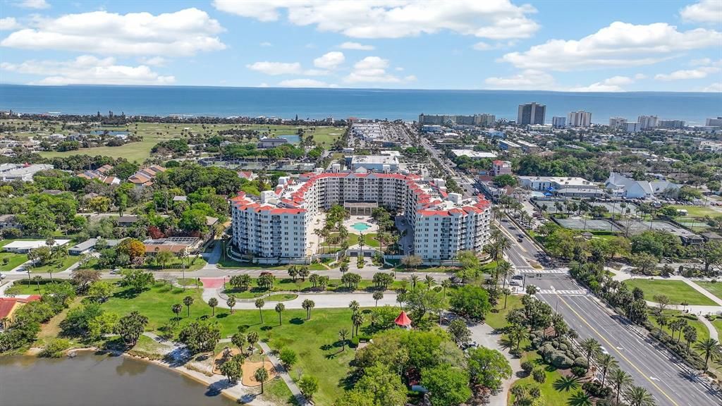 На продажу: $380,000 (2 спален, 2 ванн, 1745 Квадратных фут)