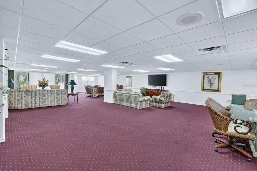 На продажу: $380,000 (2 спален, 2 ванн, 1745 Квадратных фут)