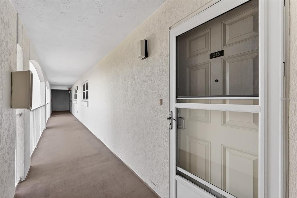 На продажу: $380,000 (2 спален, 2 ванн, 1745 Квадратных фут)