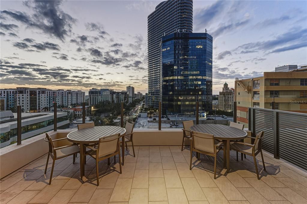 For Rent: $13,900 (3 beds, 3 baths, 2160 Square Feet)