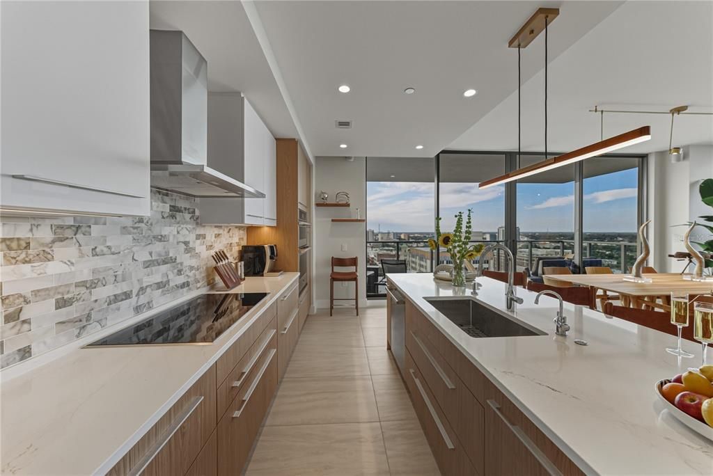 For Rent: $13,900 (3 beds, 3 baths, 2160 Square Feet)