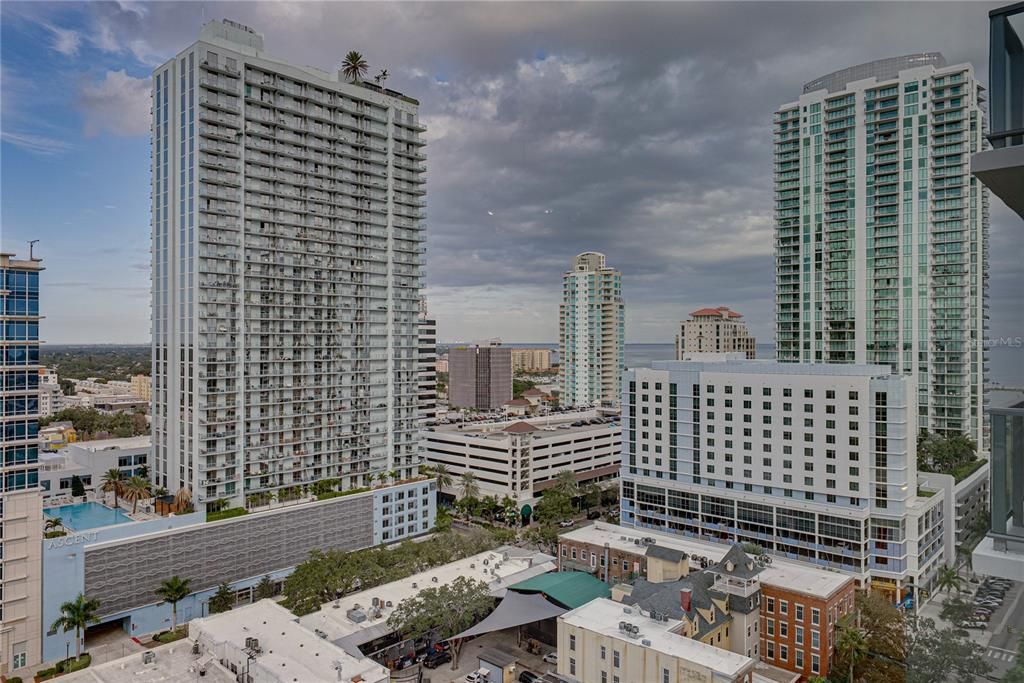 For Rent: $13,900 (3 beds, 3 baths, 2160 Square Feet)